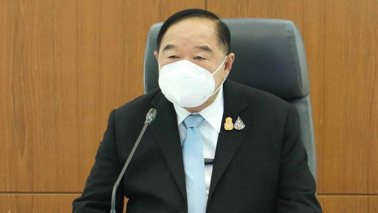 ลุงป้อม เร่งขับเคลื่อนทรัพยากรทางทะเลและชายฝั่ง สั่ง วราวุธ ตามงานใกล้ชิด