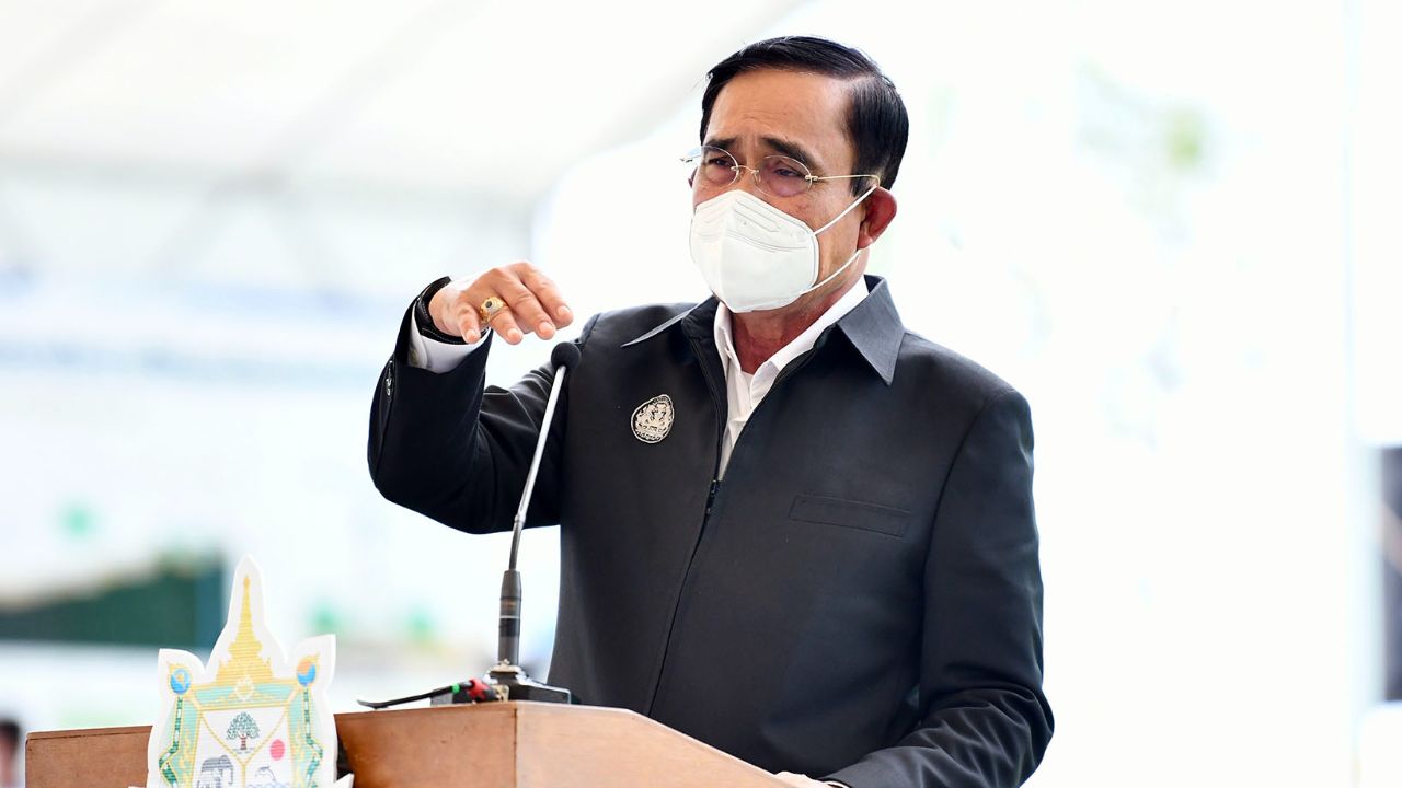 บิ๊กตู่ บอกไม่ใช้จ่ายฟุ่มเฟือย 10 ปีทำงานตลอด ลั่นเป็นนายกฯ ไม่สบายนักหรอก