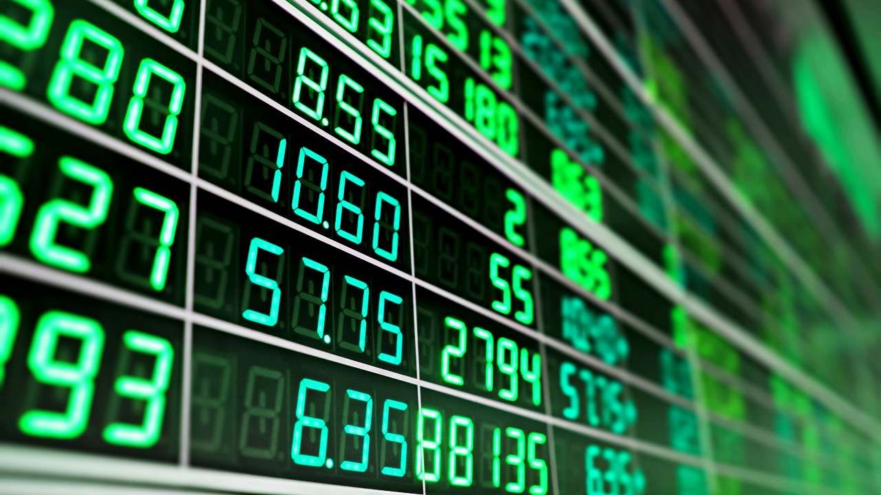 หุ้นไทยวันนี้ 5 ส.ค. 65 ปิดตลาดหุ้นบ่าย ปรับขึ้น 2.34 ดัชนีอยู่ที่ 1,601 จุด