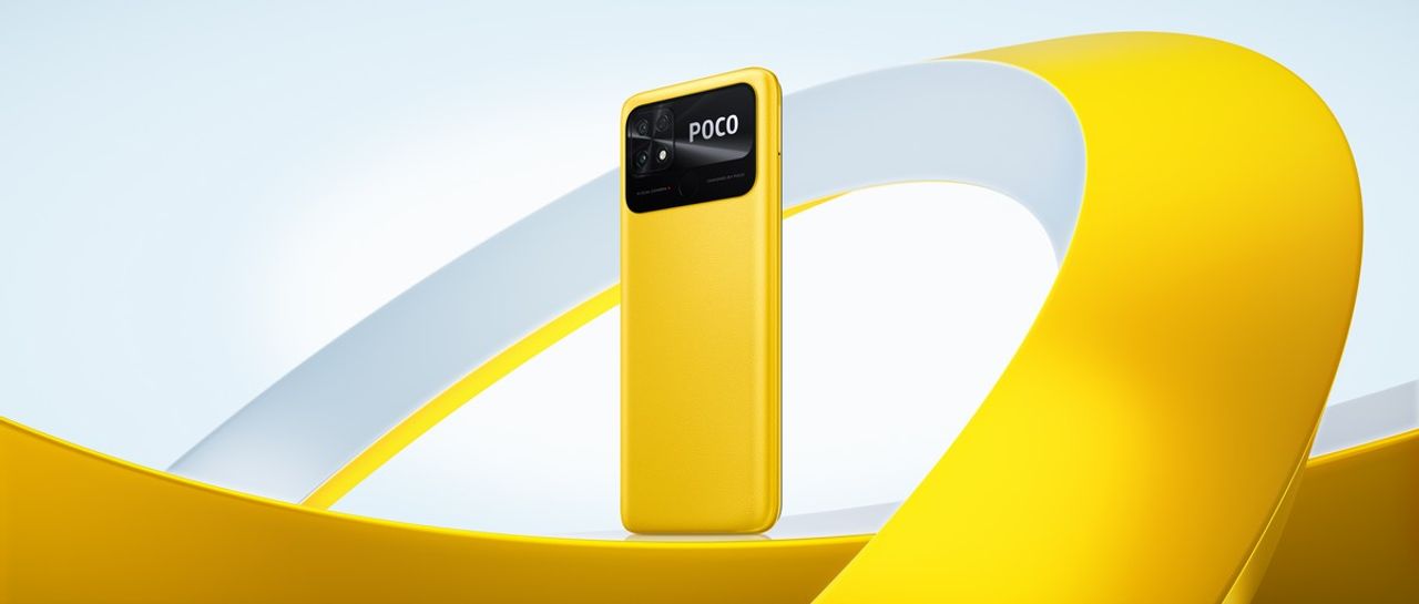 POCO C40 ในสี POCO Yellow