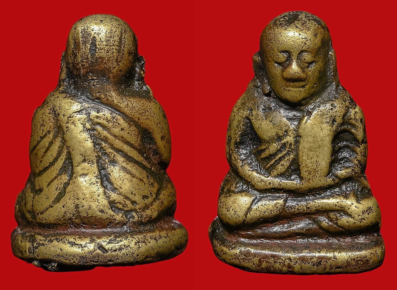 พระรูปเหมือน หล่อโบราณ พิมพ์ขี้ตา หลวงพ่อเงิน วัดบางคลาน ของไพโรจน์ ธีระธำรงค์ชัยกุล.