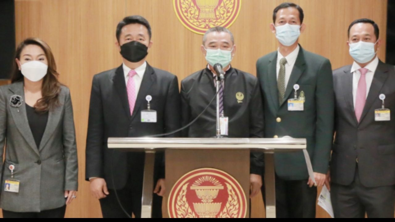 "บิ๊กตู่" จ่ายเงินเติมน้ำมันรถเอง ซัก วัตถุประสงค์ใช้งบฯ ลับ 60 ล้าน