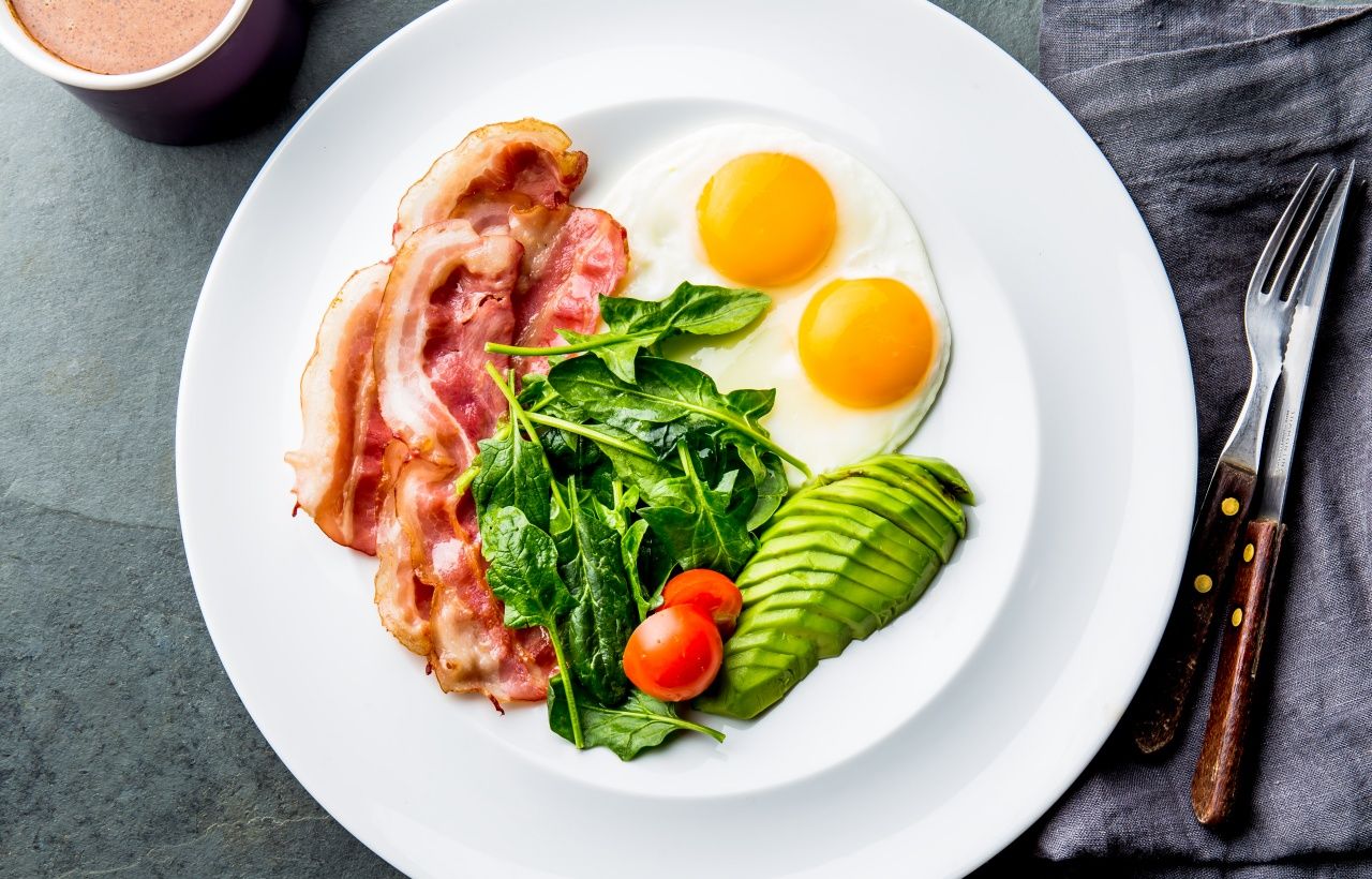 อาหารคีโตจะเน้นที่ปริมาณไขมันเพื่อนำมาใช้เผาผลาญ