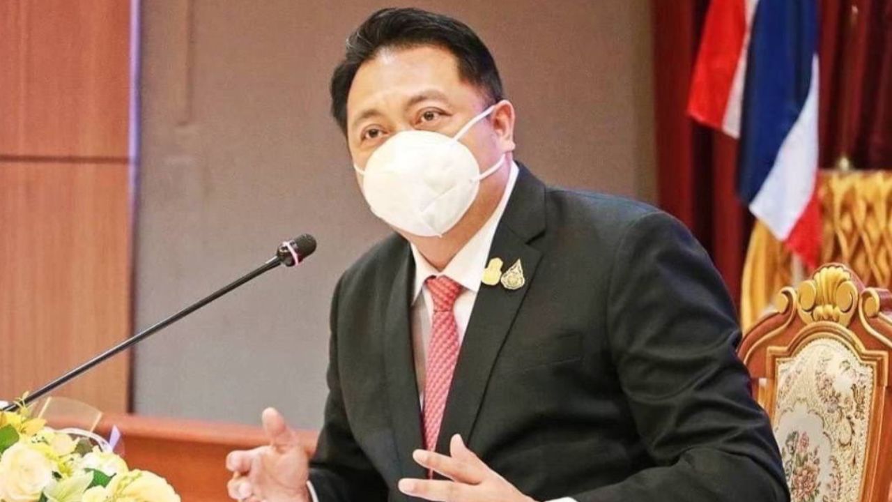 สุชาติ ชมกลิ่น