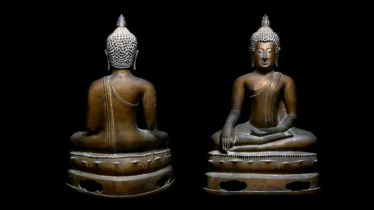 พระพุทธรูปบูชาพุทธศิลป์ สมัยเชียงแสน สิงห์ ๓ ของอึ๊ง ก๊อก เส็ง.