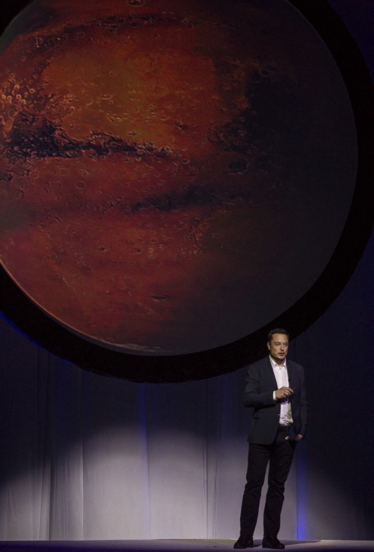 อีลอน มัสก์ กับ ภารกิจพิชิตดาวอังคาร 