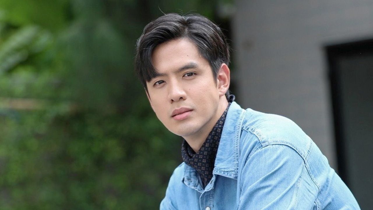 ออกมาตอนแรก ฟิล์ม-ธนภัทร ในบท “เทวราช” ละครฟ้าเพียงดิน ช่องวัน 31 ก็เลือดสรายุทธพิชัย แร้งส์! ใส่โหมดว้ากไปหลายช็อต จนแฟนคลับอยากส่งน้ำผึ้งมะนาวให้แก้เจ็บคอ!