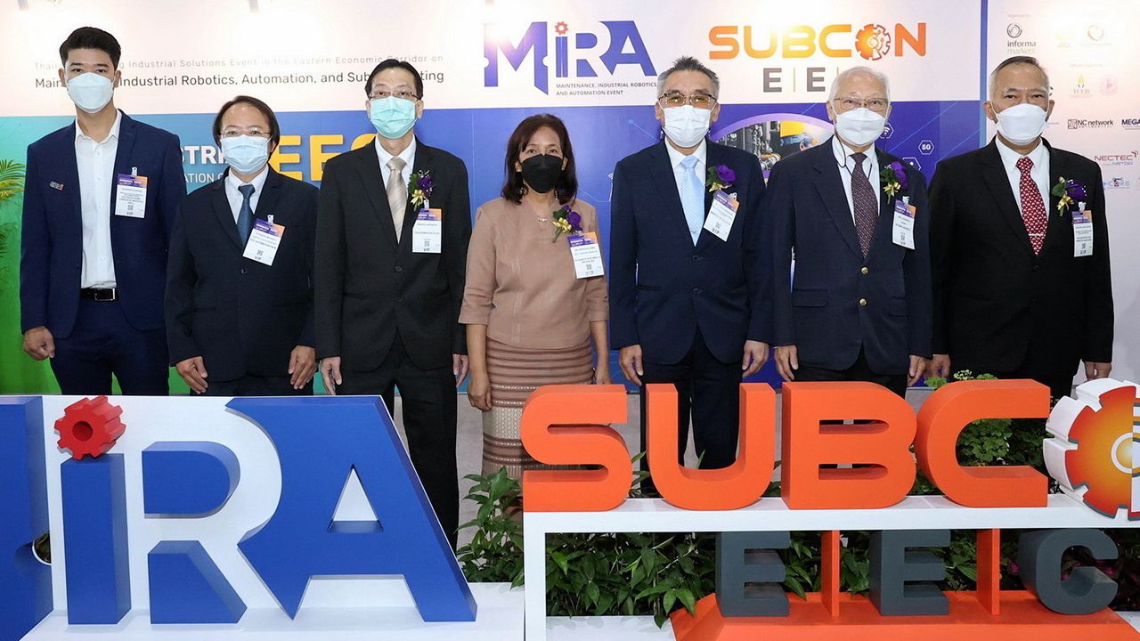 อย่าพลาด  -  ซ่อนกลิ่น พลอยมี และ มนู เลียวไพโรจน์ แถลงข่าวการจัดงาน “MiRA และ Subcon Thailand EEC” ภาคอุตสาหกรรมการผลิต ระหว่าง 24-26 ส.ค. ที่สวนนงนุช พัทยา โดยมี ภานุวัฒน์ ตริยางกูรศรี และ เกียรติศักดิ์ จิระขจรวงศ์ มาร่วมงานด้วย ที่ไบเทค บางนา วันก่อน.