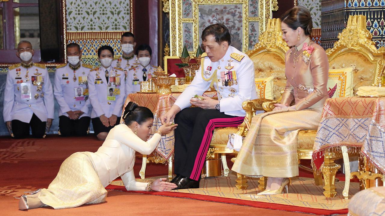 “ในหลวง” เสด็จฯในการพระราชพิธี เจ้าฟ้าสิริวัณณวรีพระชนมายุ 3 รอบ