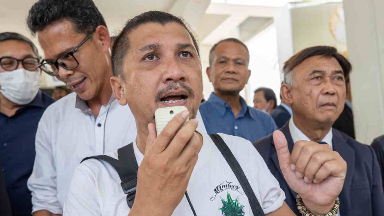 นายสนธยา แซ่โย้ กลุ่มหมอพื้นบ้าน