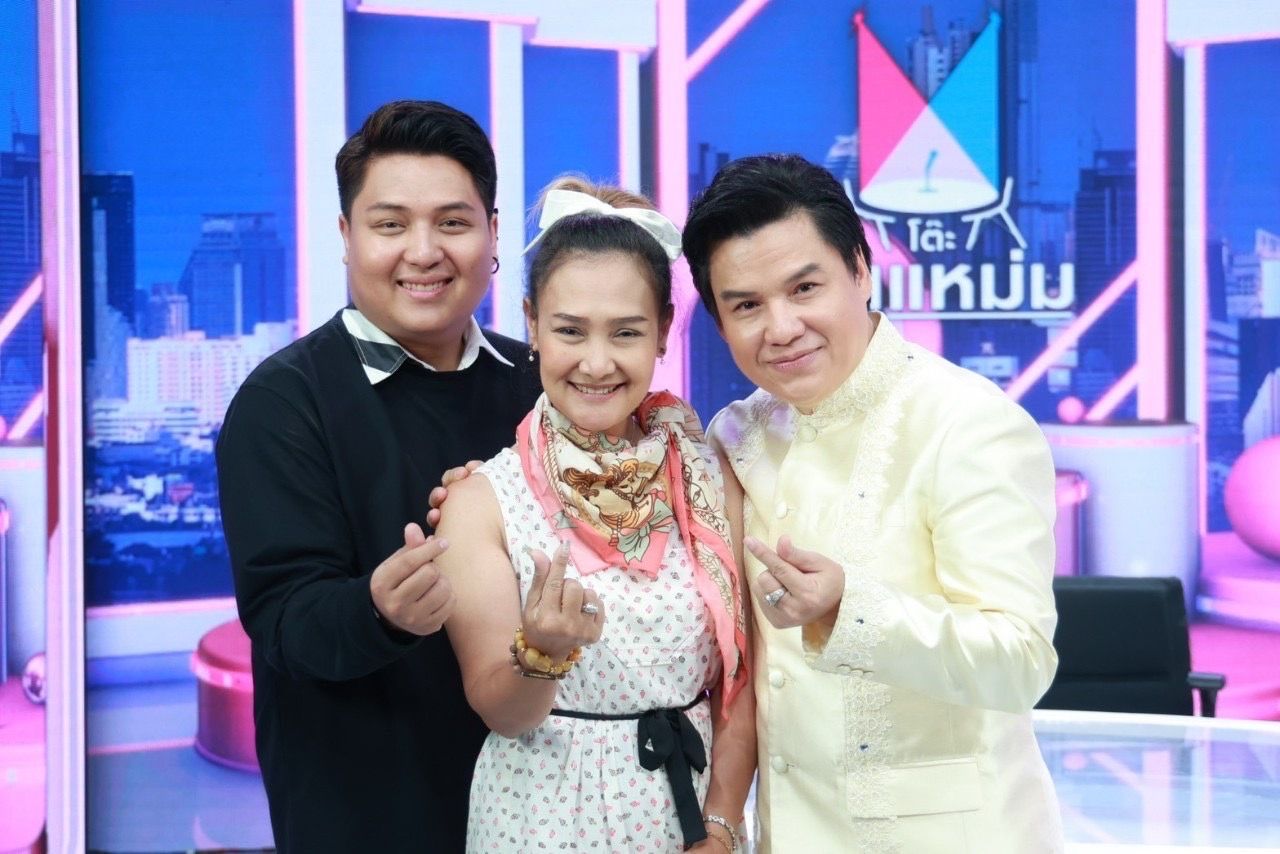 รุ่ง สุริยา เปิดตัวลูกเมีย 