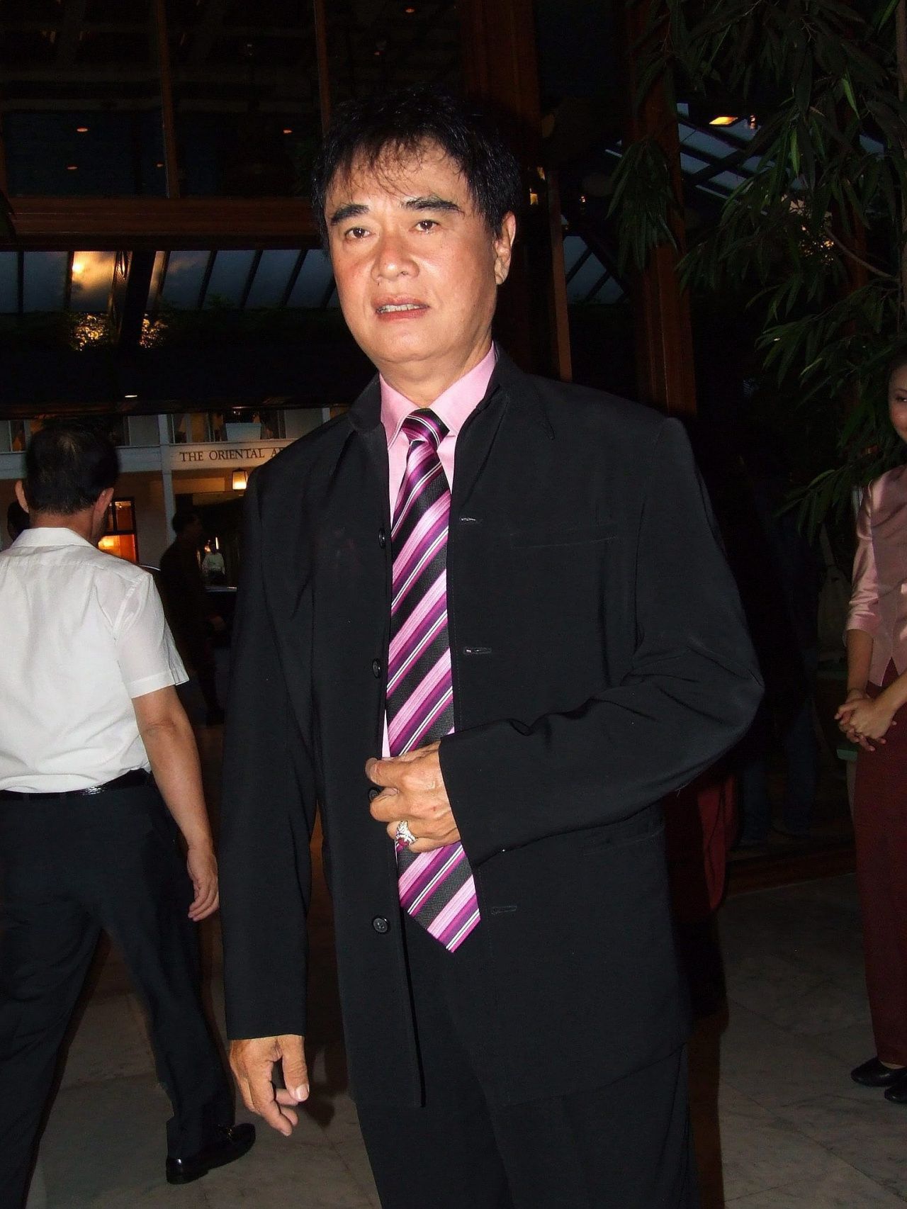 เด่น ดอกประดู่