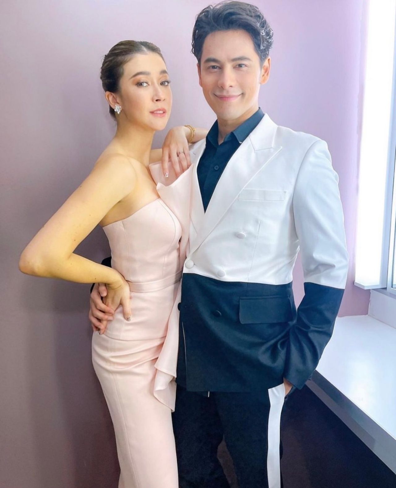 ซี ศิวัฒน์-เอมี่ กลิ่นประทุม