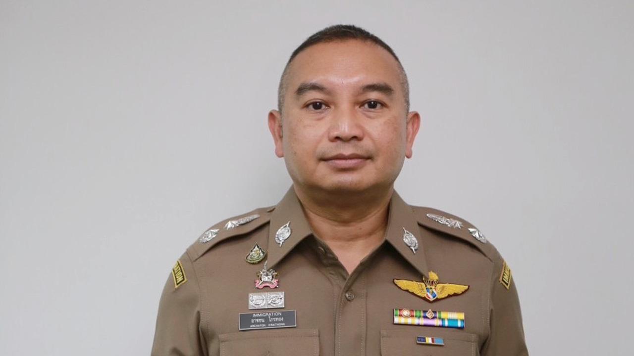 ตร.มอบเงินบริจาค กว่า 8 ล้าน เยียวยาผู้สูญเสีย เหตุกราดยิงหนองบัวลำภู