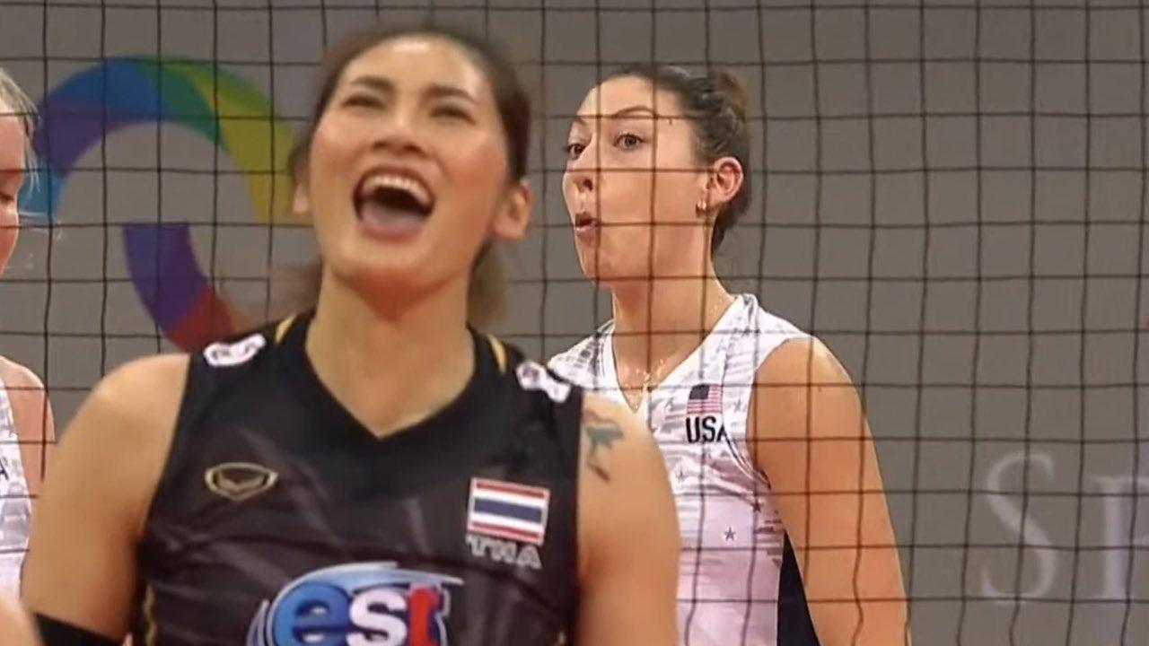 ชมคลิปจังหวะ “ลูกยางสหรัฐฯ” ถึงกับร้องโอ้โห หลังโดนทีเด็ด “สาวไทย” ศึกชิงแชมป์โลก