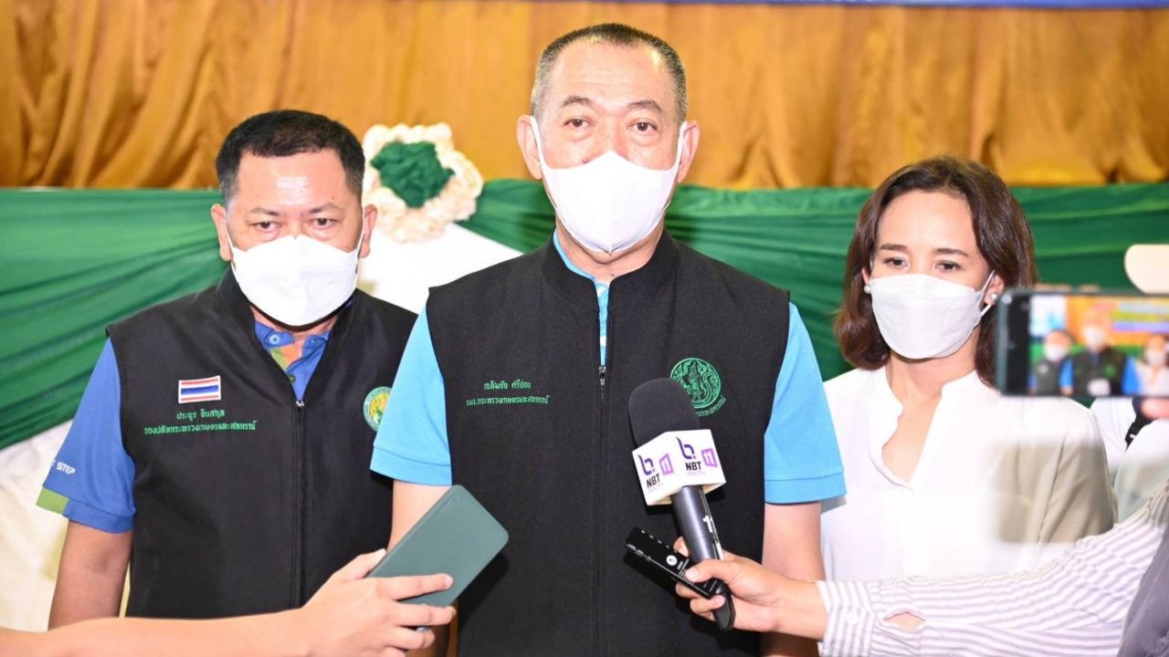 "เฉลิมชัย" สั่งด่วนช่วยเกษตรกร เร่งระดมแจกสาร พด.6 แก้ปัญหาน้ำเน่าเสีย