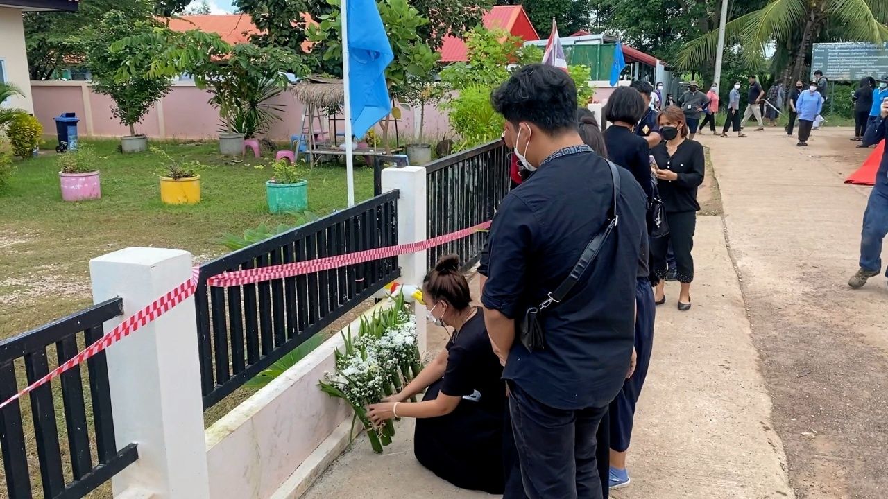 ไว้อาลัยเหตุกราดยิงหนองบัวลำภู