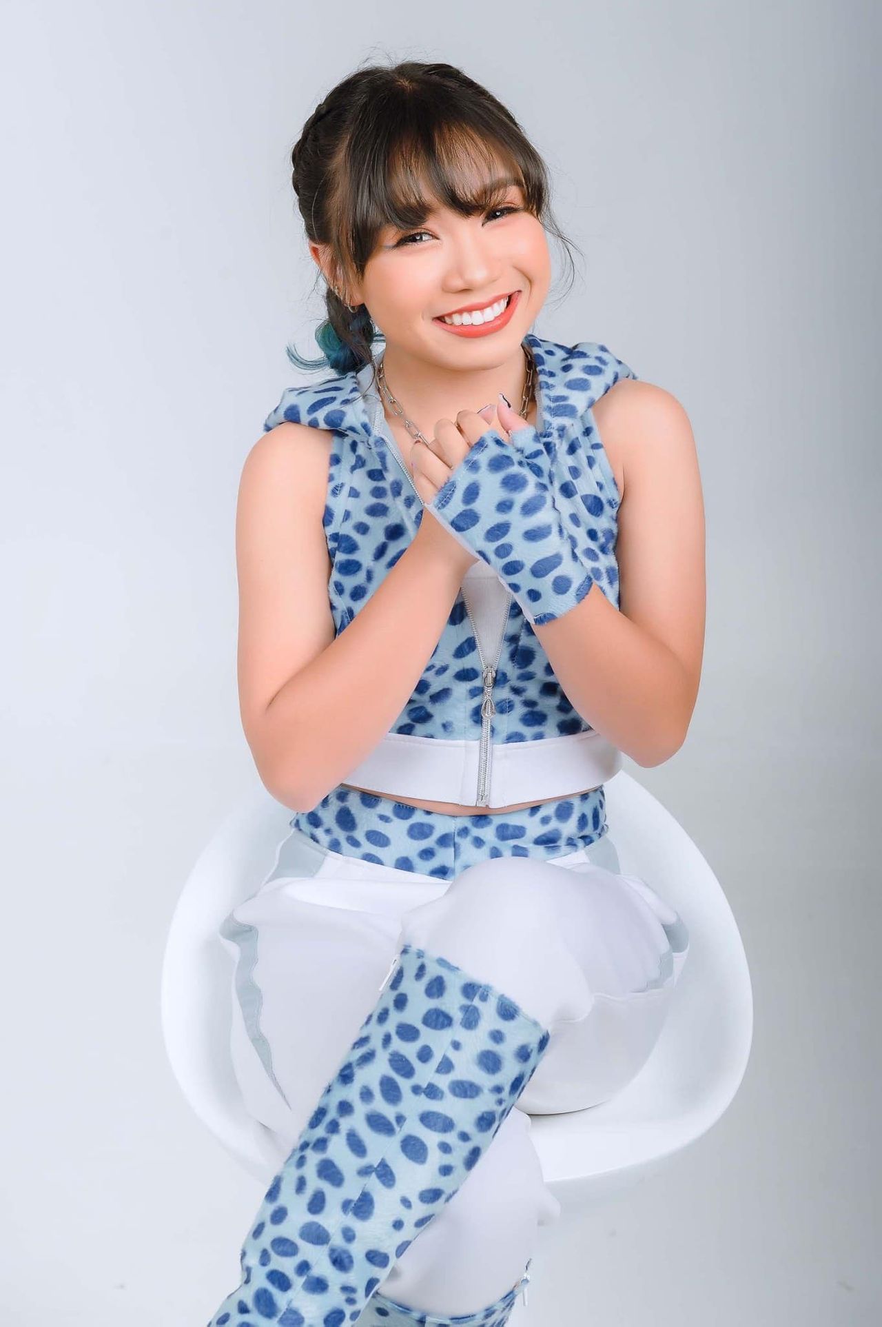 ลิลลี่ ได้หมดถ้าสดชื่น ขอบคุณภาพจากเฟซบุ๊ก นารีนาท เชื้อแหลม