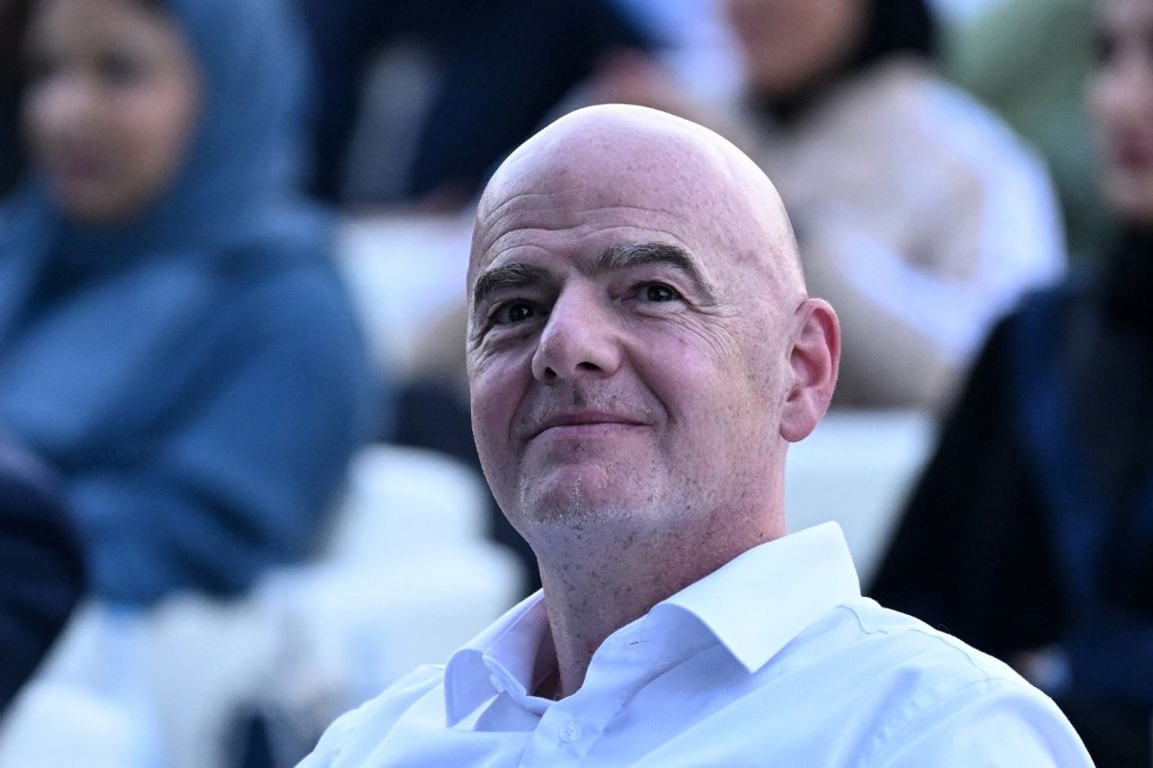 “จานนี อินฟานติโน” (Gianni Infantino) ประธานสหพันธ์ฟุตบอลนานาชาติ