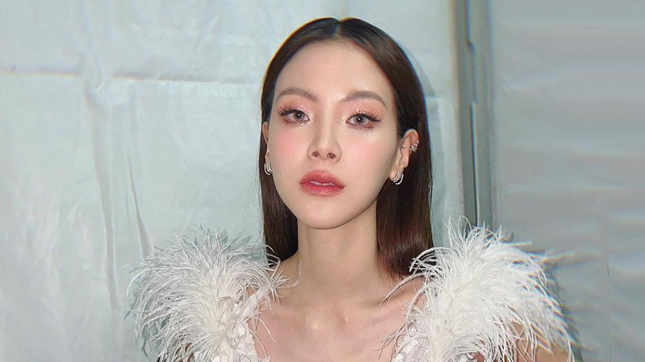 "ใบเฟิร์น" เบิร์ธเดย์ "แม่หมู" เป็นลูกสาวเปล่าลูกสะใภ้ อายโสด 4 ปี ไม่มีใครจีบ