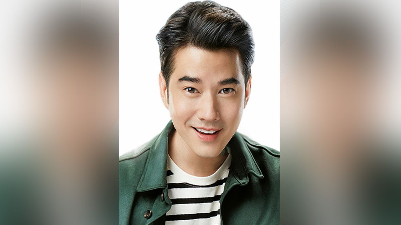ใกล้เทศกาลบอลโลก มาริโอ้ กอดคอ นิกกี้-ณฉัตร ไปงานเปิดตัวแคมเปญฟุตบอลของ น้ำแร่ ธรรมชาติตราช้าง ตอกย้ำความเป็นเพื่อนซี้คอบอลตัวจริง วันอังคารนี้ ที่ลานอีเดน เซ็นทรัลเวิลด์.