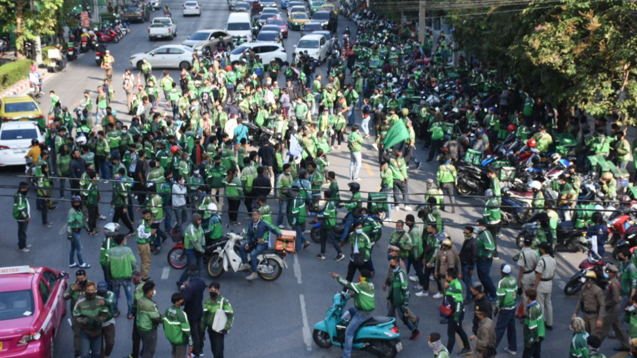 "แกร็บ" แถลงการณ์ปมไรเดอร์รวมตัวประท้วงระบบใหม่ ขอเวลา 14 วันหาข้อสรุป