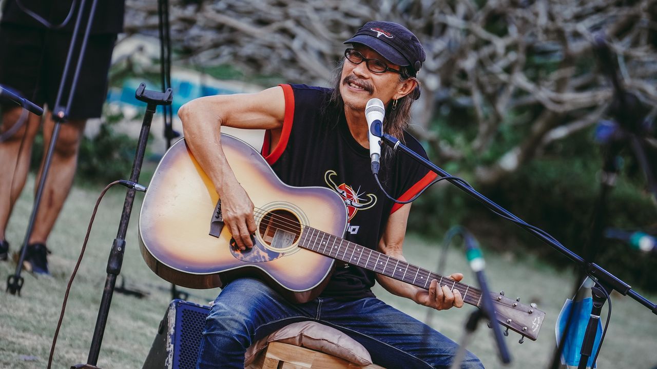 แอ๊ด คาราบาว ขอบคุณภาพจากเพจ Carabao Official 