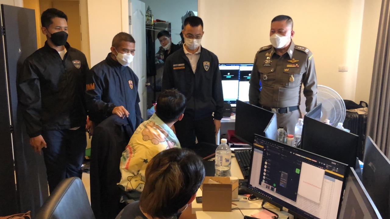 ตร.PCT ทลายเว็บพนัน ย่านสนามบินน้ำ รวบ 18 แอดมิน เงินหมนุเวียน 100 ลบ.