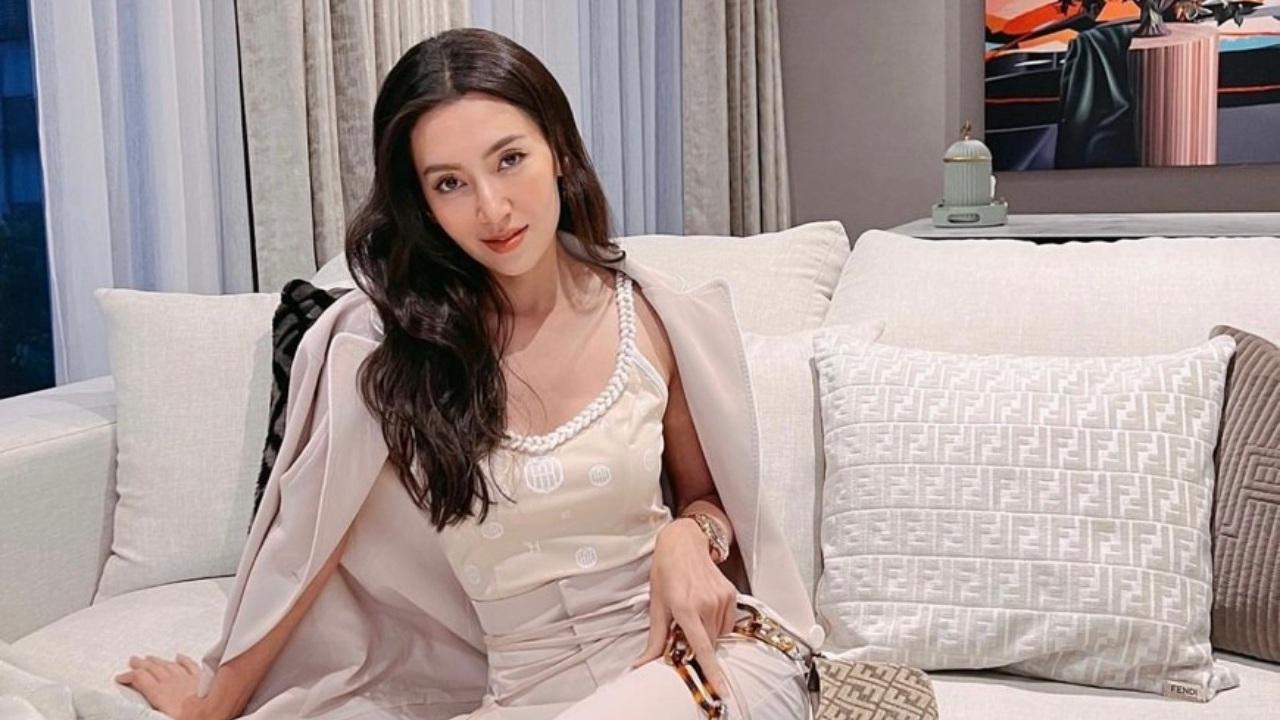 เบลล่า แต่งตัวสวยเตรียมไปดินเนอร์ บอกเย็นนี้มีไปเดต คนสงสัยไปกับใคร
