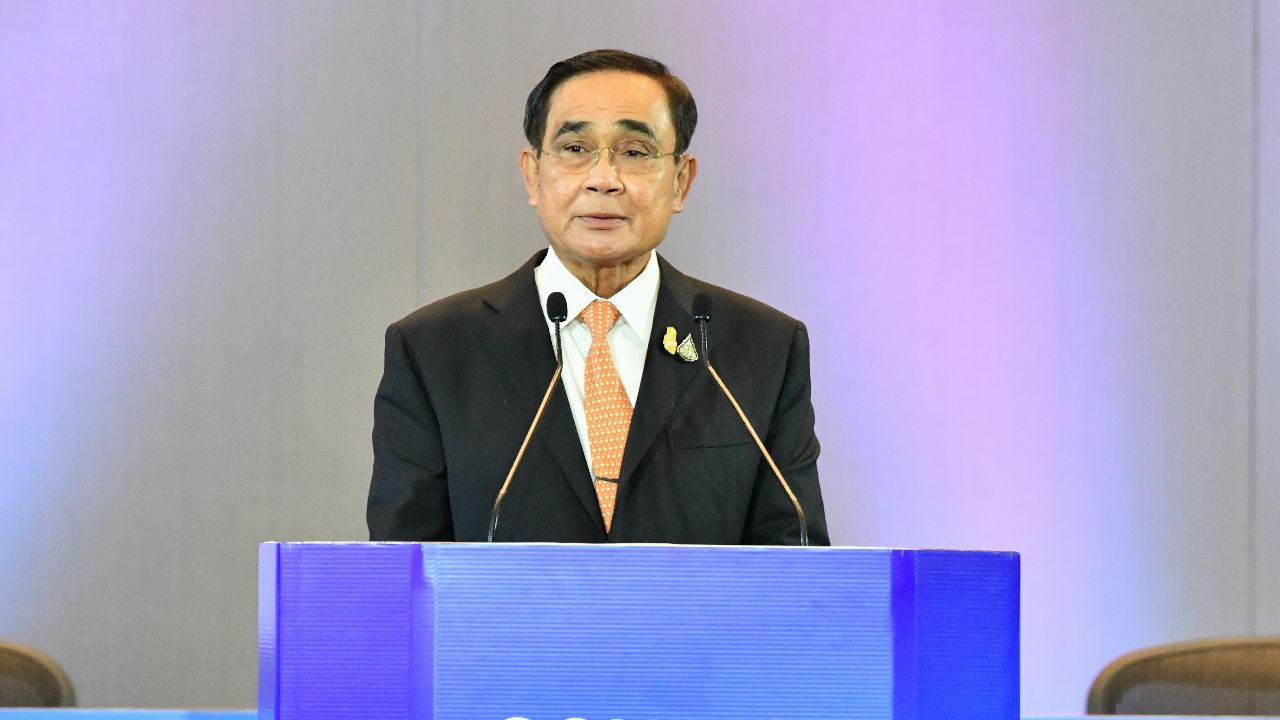 “พล.อ.ประยุทธ์” กล่าวปาฐกถาตั้งเป้าพัฒนาเศรษฐกิจคู่เยียวยารักษาธรรมชาติ