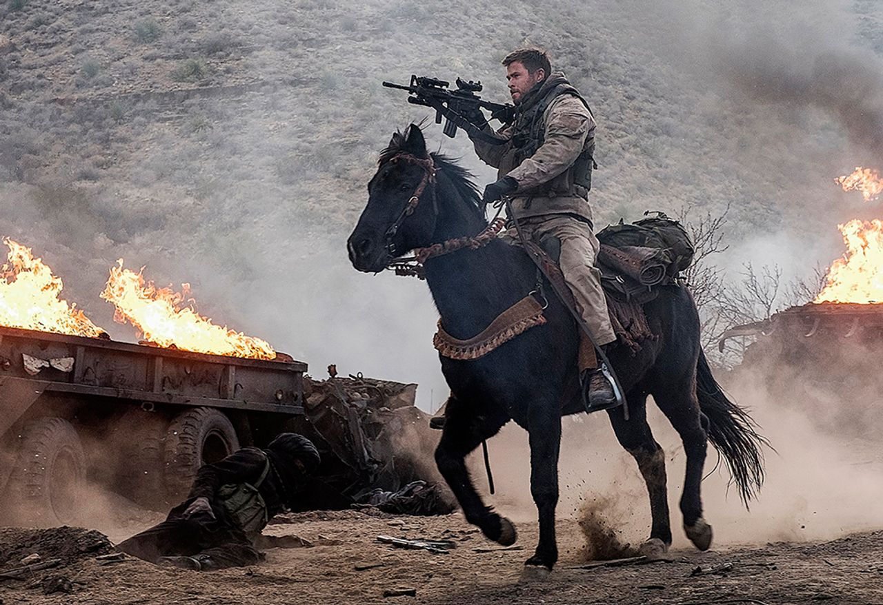 หนังสงคราม : 12 Strong ตายไม่เป็น