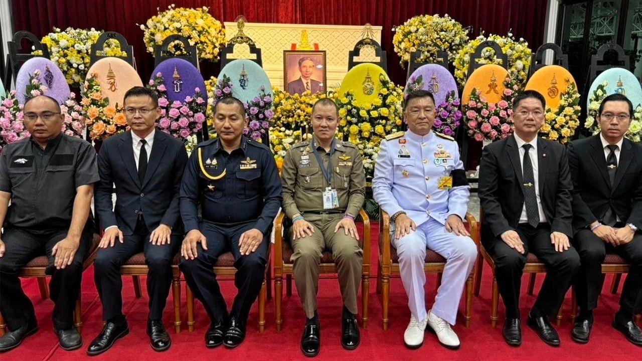 สู่สุคติ พ.ต.อ.จักรเทพ กุญชร ณ อยุธยา เป็นประธานในพิธีสวดพระอภิธรรมศพ วิชา รุจิเทศ บิดา พล.ร.อ.ปวิตร รุจิเทศ โดยมี น.อ.สมพล ศรีบริบาล, พ.ต.ท.ภาณุพงศ์ ภาณุดุลกิตติ, อวิรุทธ์ ชาญชัยกิตติกร และ อิทธิกร เถกิงมหาโชค มาร่วมในพิธีด้วย ที่วัดมกุฏกษัตริยาราม วันก่อน.