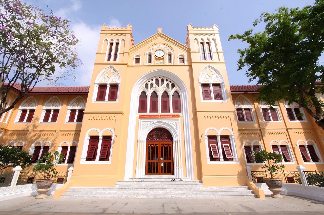 Wat Bowon, The Museum & Library of Abbots