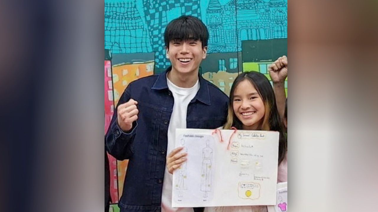ก่อนหน้านี้ตาม แอฟ–ทักษอร ไปดู ปีใหม่ แสดงละครเวทีที่ ร.ร. ล่าสุด นนกุล ฉายเดี่ยวทำหน้าที่ผู้ปกครอง แทน แม่แอฟ เข้าร่วมกิจกรรมของ น้องปี... ฝึกไว้ๆ.