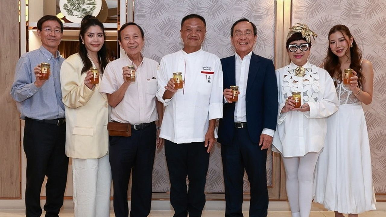 อร่อยมาก - สมบูรณ์ ชวาลเวชกุล และ ไว ยิน แมน จัดแคมเปญ “SCOTCH X MAN TABLES” Fine Dining Experience with Scotch Premium Golden Bird’s Nest รังสรรค์เมนูสุดพรีเมียมจากรังนกแท้ โดยมี นันทวัน แสงธรรมกิจกุล มาร่วมงานด้วย ที่ร้าน Man Tables สาทร วันก่อน.