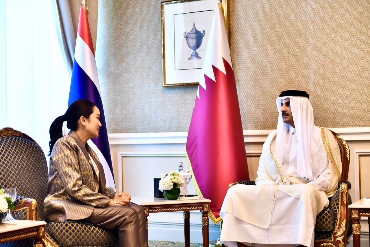 นายกรัฐมนตรี เข้าเฝ้าฯ เชค ตะมีม บิน ฮะมัด อา ษานี (His Highness Sheikh Tamim bin Hamad Al-Thani) เจ้าผู้ครองรัฐกาตาร์ ณ โรงแรมเดอะริทซ์-คาร์ลตัน โดฮา กรุงโดฮา รัฐกาตาร์