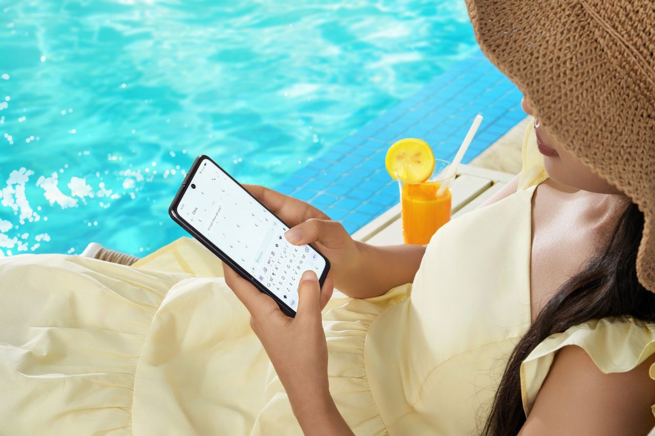 ใช้งานได้ในเวลาที่มือหรือจอเปียก