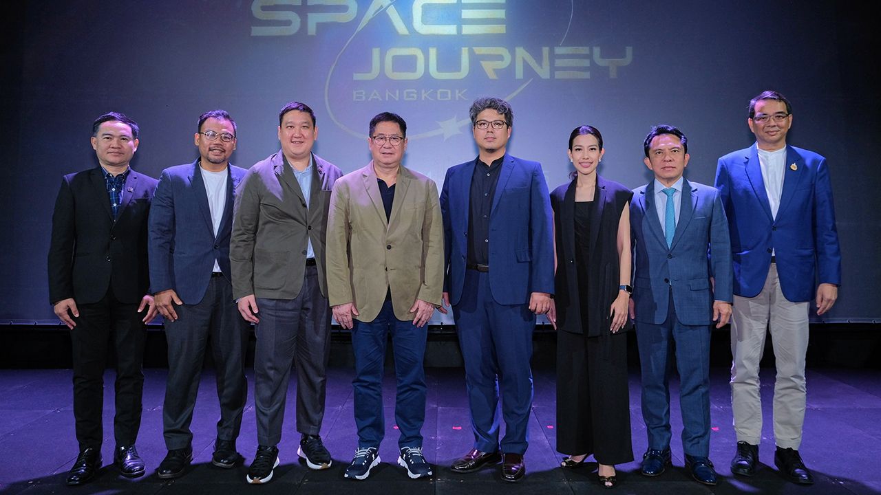 อย่าพลาด เกรียงกานต์ กาญจนะโภคิน และ ปิติภัทร บุรี แถลงข่าวการจัดงาน “SPACEJOURNEY BANGKOK” นิทรรศการด้านอวกาศระดับโลก ระหว่าง 16 ธ.ค.67-16 เม.ย.68 ที่ไบเทค บางนา โดยมี ดร.ปกรณ์ อาภาพันธุ์ มาร่วมแถลงด้วย ที่อินเด็กซ์ ครีเอทีฟ วิลเลจ วันก่อน.