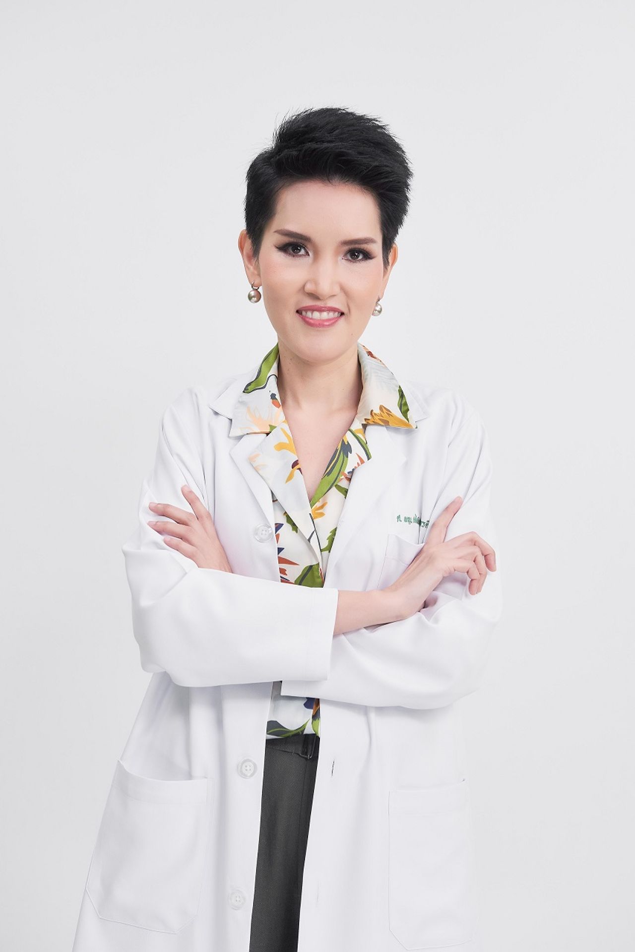 Prof. Dr. Sasisobhin Kietburanakul, Infectious Disease Physician, Department of Internal Medicine, Faculty of Medicine, Ramathibodi Hospital, Mahidol University