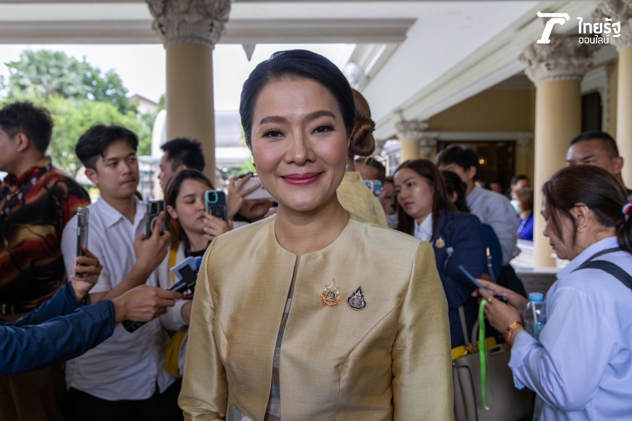 ธีรรัตน์ สำเร็จวาณิชย์ รัฐมนตรีช่วยว่าการกระทรวงมหาดไทย