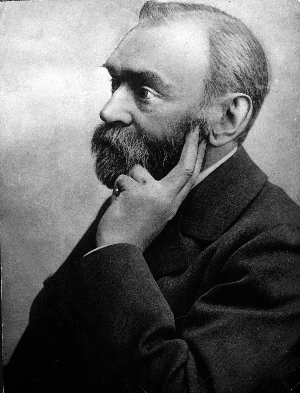 อัลเฟรด โนเบล (Alfred Nobel)