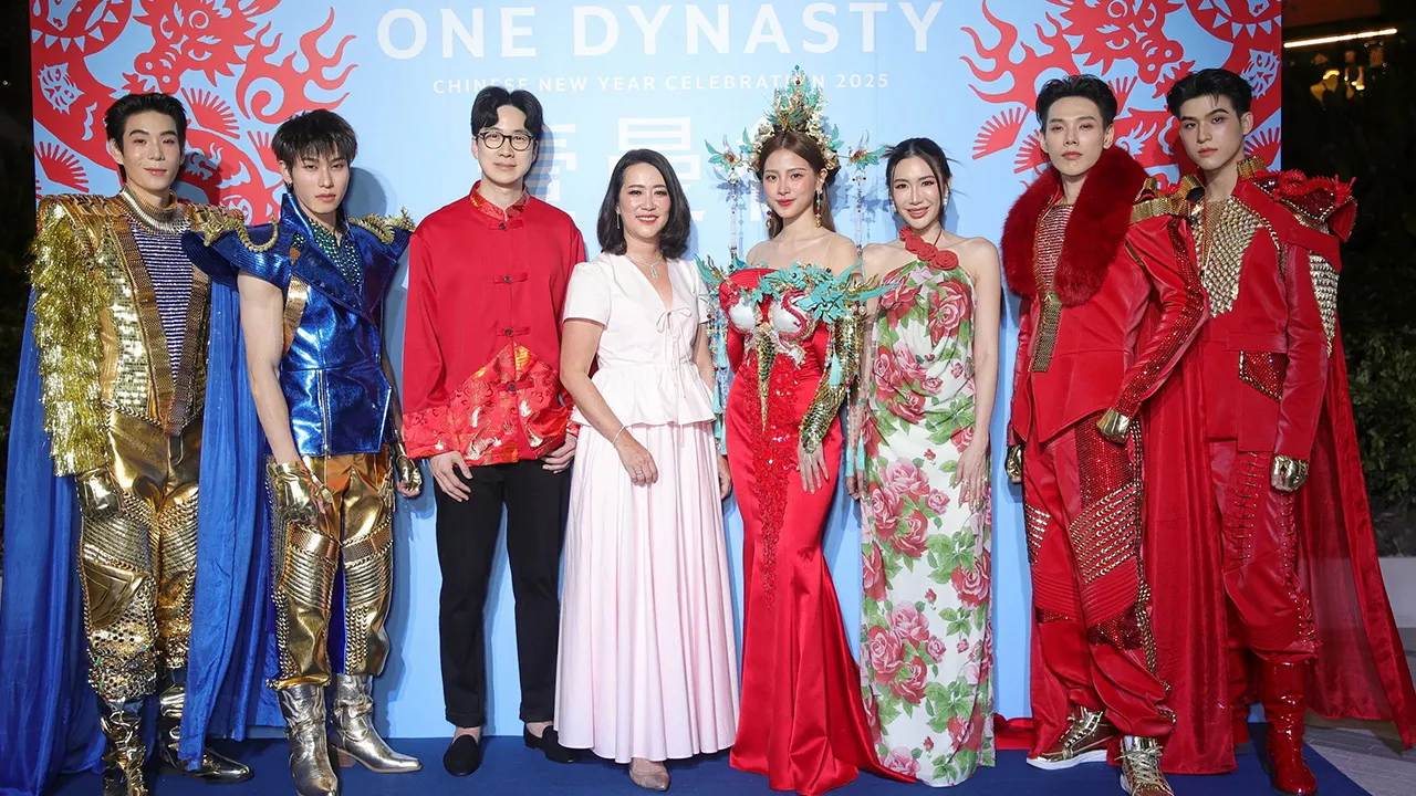 ตรุษจีน พลินี คงชาญศิริ จัดงาน “ONE DYNASTY” Chinese New Year Celebration 2025” เพื่อฉลองเทศกาลตรุษจีน โดยมี กฤษณภูมิ พิบูลสงคราม, ชนินทร์ เตรัตนชัย, พลอยพยัพ ศรีกาญจนา และ พิมพ์ชนก ลือวิเศษไพบูลย์ มาร่วมงานด้วย ที่วัน แบงค็อก ปาร์ค วันก่อน.