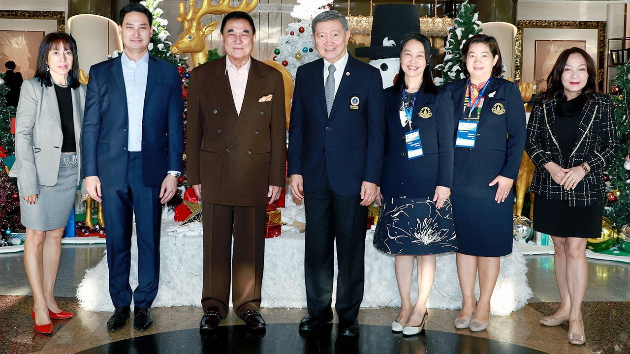 ประชุม ดร.อัศวิน อิงคะกุล ให้การต้อนรับ ศ.นพ.ปิยะสกล สกลสัตยาทร ในโอกาสมาเปิดการประชุมวิชาการนานาชาติ TRIPLE BURDENS OF DISEASES โดยมี รศ.วีรยา จึงสมเจตไพศาล และ ผศ.ดร.รัตนาภรณ์ คงคา มาร่วมงานด้วย ที่โรงแรมมิราเคิล แกรนด์ วันก่อน.