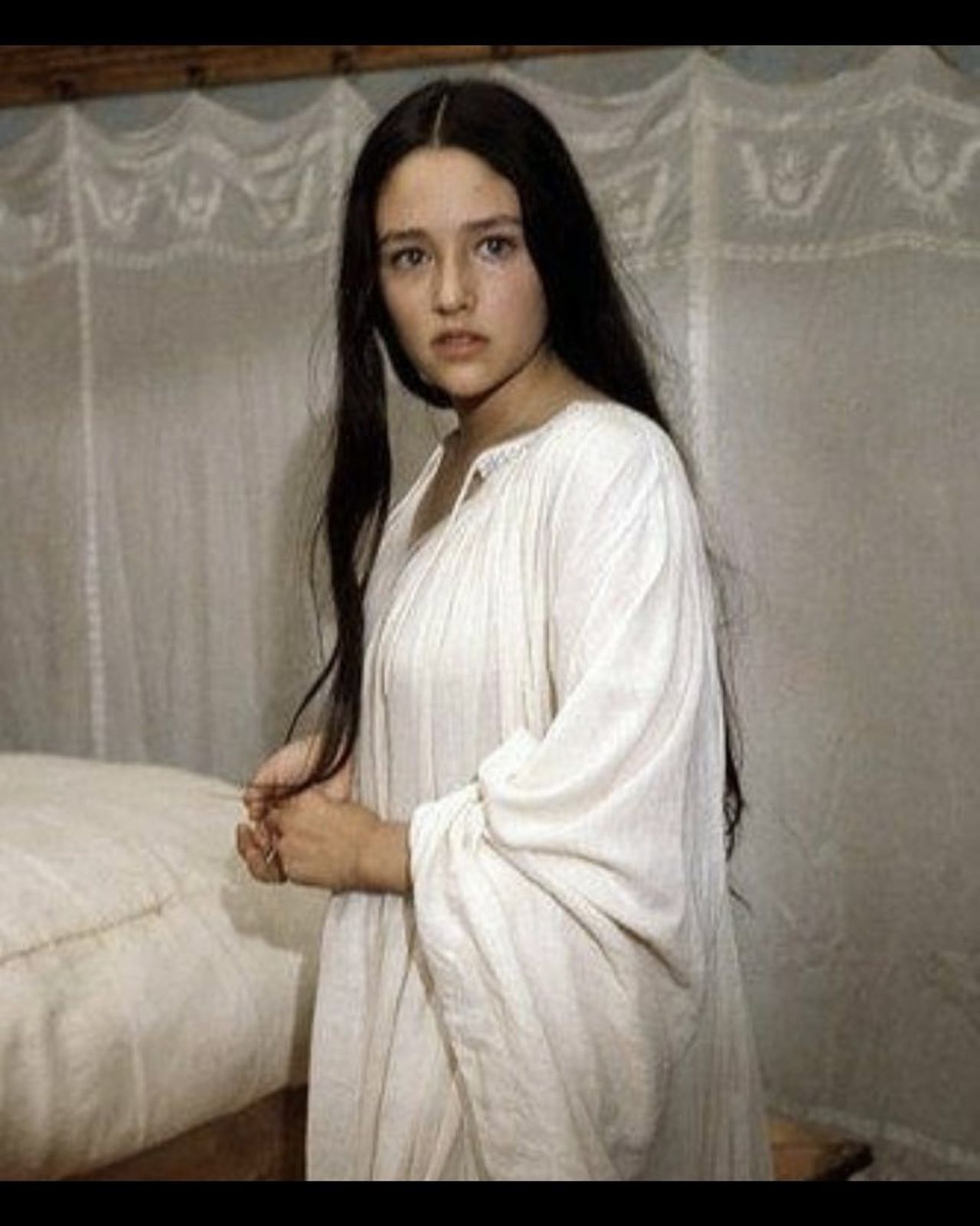 ภาพจากอินสตาแกรม oliviahusseyeisley