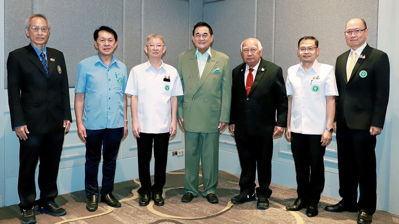 ควบคุมไว้ นพ.โอภาส การย์กวินพงศ์ ปลัดกระทรวงสาธารณสุข เปิดการประชุมการสร้างเครือข่ายสมาพันธ์จังหวัดบูรณาการเพื่อการควบคุมยาสูบ โดยมี นพ.นเรศฤทธิ์ ขัดธะสีมา,นพ.วันชาติ ศุภจัตุรัส และ ดร.อัศวิน อิงคะกุล มาร่วมงานด้วย ที่โรงแรมมิราเคิล แกรนด์ วันก่อน.