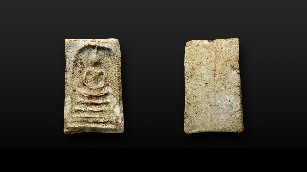 พระสมเด็จบางขุนพรหม พิมพ์เส้นด้าย วัดใหม่อมตรส ของวีระชัย ไชยเจริญ.