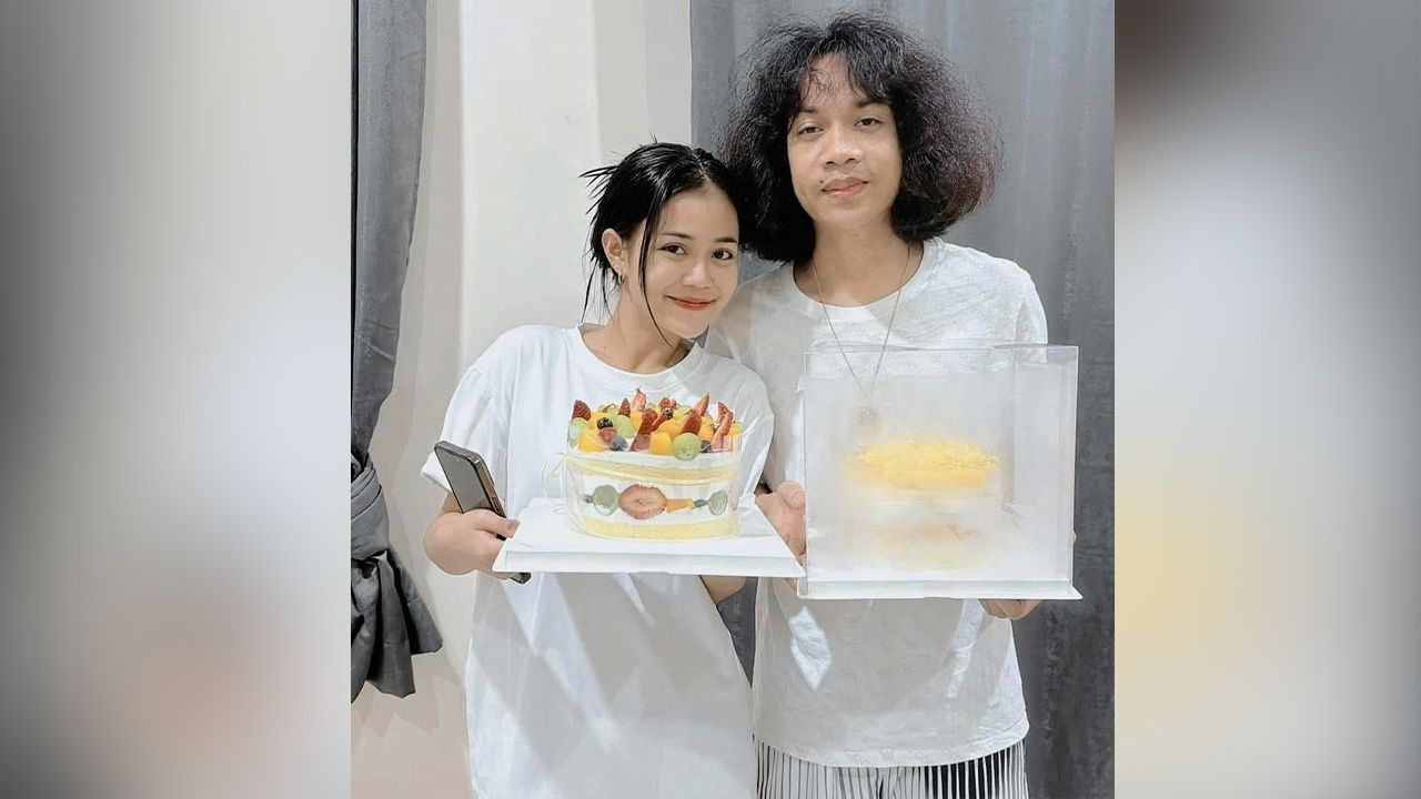 สิ้นสุดทางแฟน ปุ้ย L กฮ ประกาศลดสถานะ ลำไย ไหทองคำ หลังตกลงเป็นแค่ “พี่น้อง” แต่ยังดูแลกันเหมือนเดิมยกเว้น “แฟน” ...อืมมมม เจ็บแต่จบของแทร่!