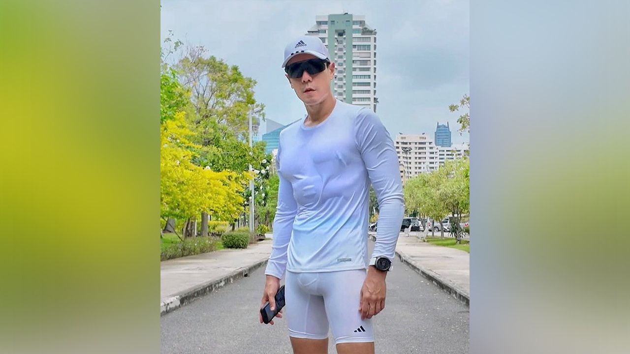 เฮียเสิร์ฟ! โดม–ปกรณ์ อวดร่างทองลุคคูลๆ แต่แซ่บเว่อร์ ทำชาวเน็ตหลุดโฟกัส... อั๊ยยะ จัดเต็ม (ตา) มากขุ่นพรี่.