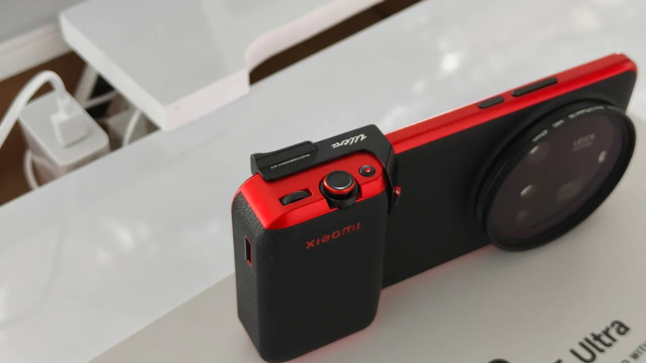 ชุดอุปกรณ์กล้อง Xiaomi 15 Ultra Photography Kit Legend Edition สุดคลาสสิกที่มอบความพิเศษให้กับผู้ที่ชื่นชอบการถ่ายภาพ 