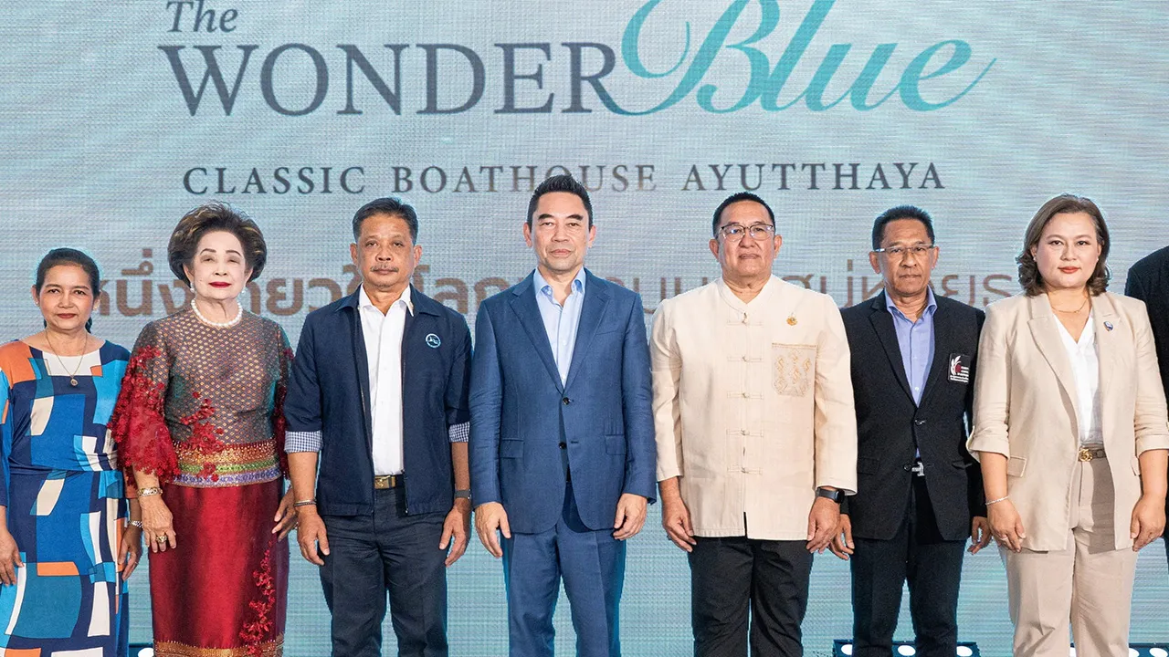 เพลิดเพลิน - ขจร เจียรวนนท์ เปิด “The Wonder Blue Classic Boathouse Ayutthaya” แลนด์มาร์ก แห่งใหม่โบตเฮาส์ล่องเรือคลาสสิกใจกลางเมืองมรดกโลก โดยมี เกียรติปราโมทย์ ฉายศรี, สมทรง พันธ์เจริญวรกุล และ ณัฐปคัลภ์ อัครวิชญ์ มาร่วมงานด้วย ที่ จ.พระนครศรีอยุธยา วันก่อน.